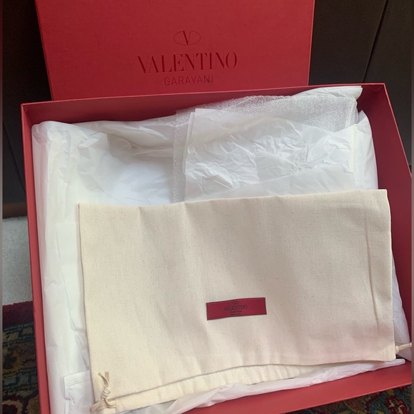 Valentino Garavani VLOGO AR2 Platform Boots - Picture 6 of 6